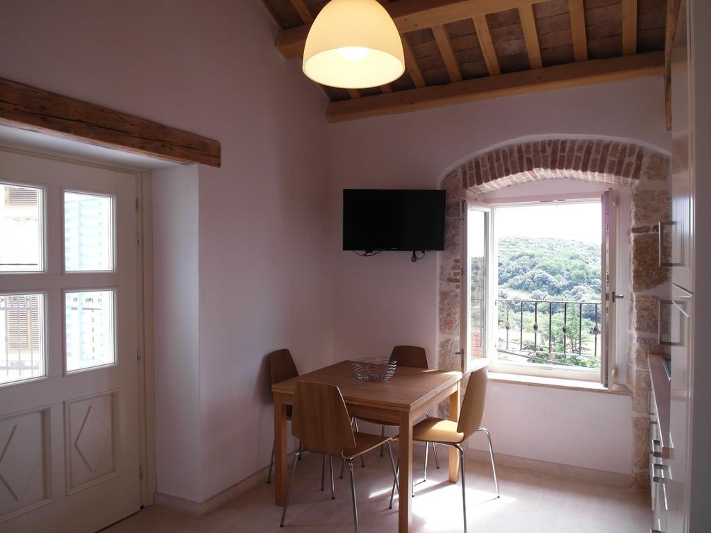 Apartments Antica Orsera Стая снимка